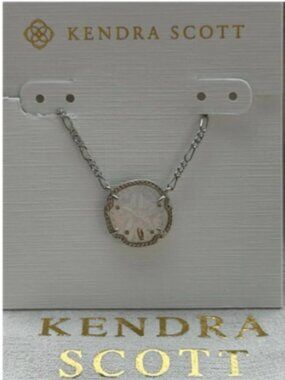 Report Kendra Scott necklace